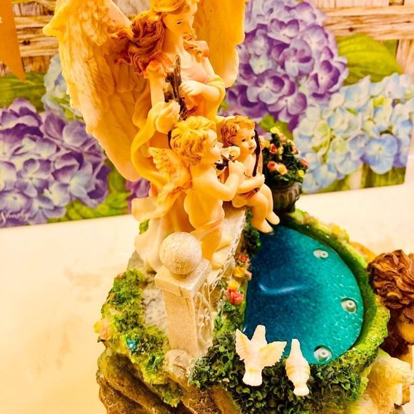 Rare Lion 🦁 And Lamb 🐑 Musical 🎶 Fountain - Picture 12 of 13